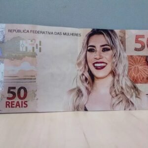 Pra não dizer que não te dei nada, toma aqui 50 reais